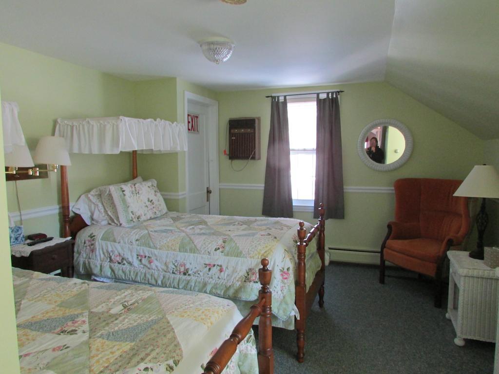 Curtis House Hotel Woodbury Стая снимка