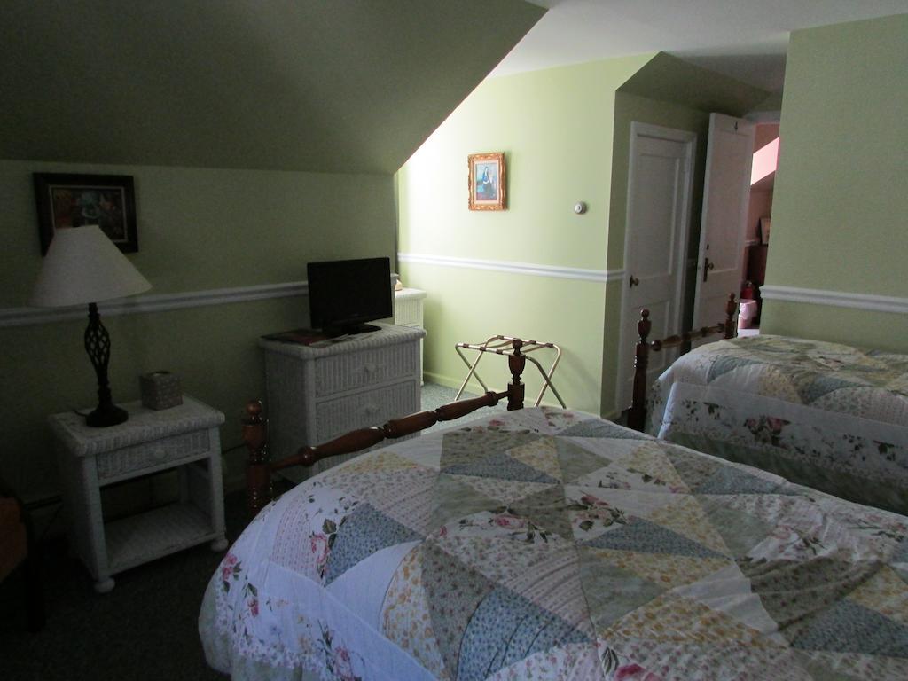 Curtis House Hotel Woodbury Стая снимка